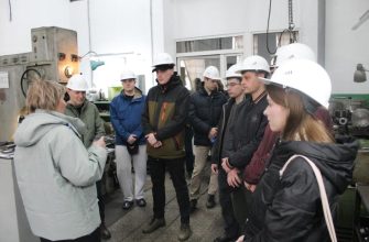 Студенты технического университета посетили завод