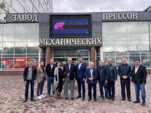 Промышленники Сибири посетили Барнаульский завод мехпрессов
